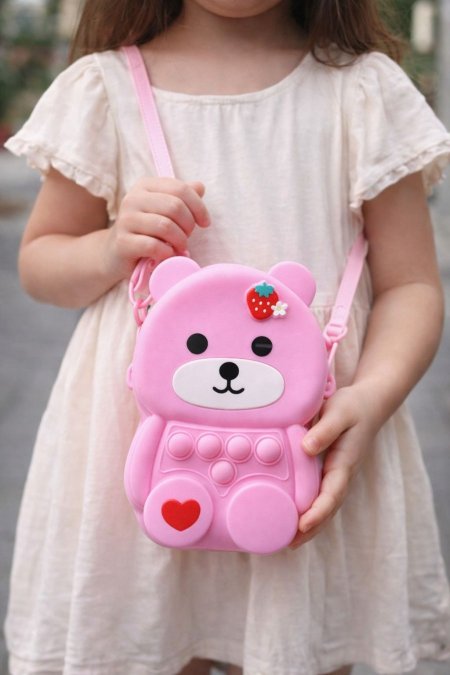 جزدان عيد أطفال سيليكون دب وقلب زهري